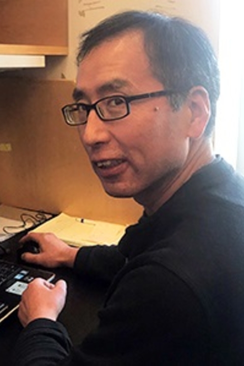 Kaifeng Zhou